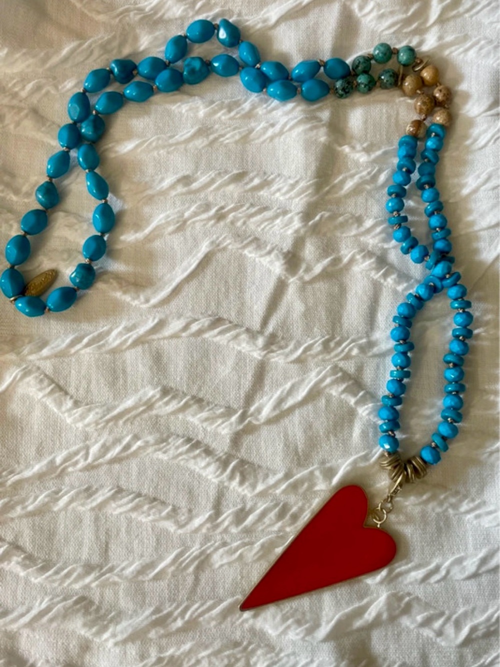 Plunder Turquoise Beaded Necklace with Red Heart Pendant